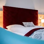 Elefant Family Business Hotel