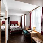 Elefant Family Business Hotel